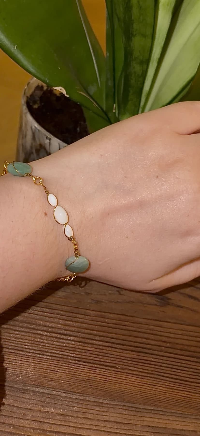 Armbånd med sten